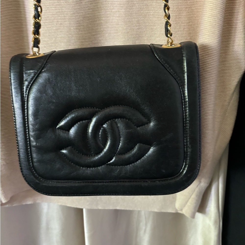 Authentic Chanel handbag good used condition 91/2”x7 1/2” and 4”wide at base
